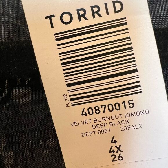 NWT Torrid Black Velvet Burnout Kimono Skeleton Damask Print Duster 4X 26 - Picture 8 of 13